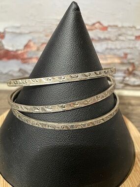 Sterling Silver Stackable Silver-Patterned Bracelet Set - Women's Jewelry.